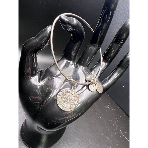 Alex and Ani Las Vegas Bracelet - Picture 4 of 5